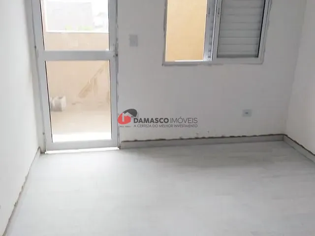 Apartamento 1 quarto e 1 banheiro, para alugar, no bairro Vila Sacadura Cabral em Santo André