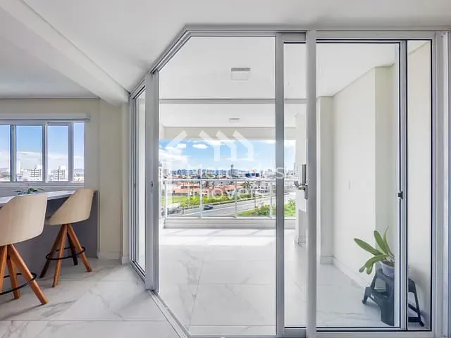 Apartamento 3 quartos e 2 banheiros, à venda, no bairro Ressacada em Itajaí