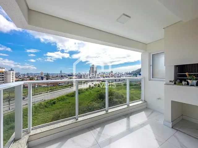 Apartamento 3 quartos e 2 banheiros, à venda, no bairro Ressacada em Itajaí