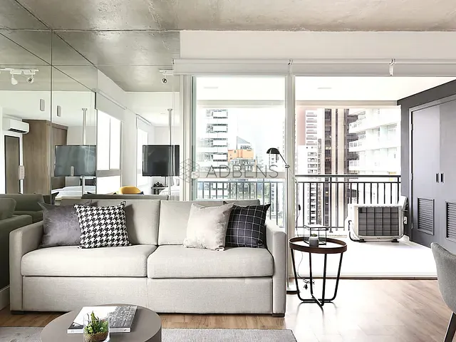 Studio 1 quarto e 1 banheiro, para alugar, no bairro Cidade Monções em São Paulo