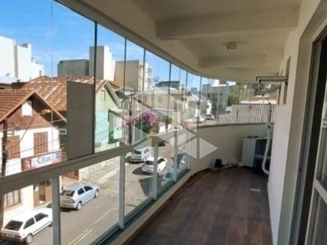 Apartamento 2 quartos e 2 banheiros, à venda, no bairro Pio X em Caxias do Sul