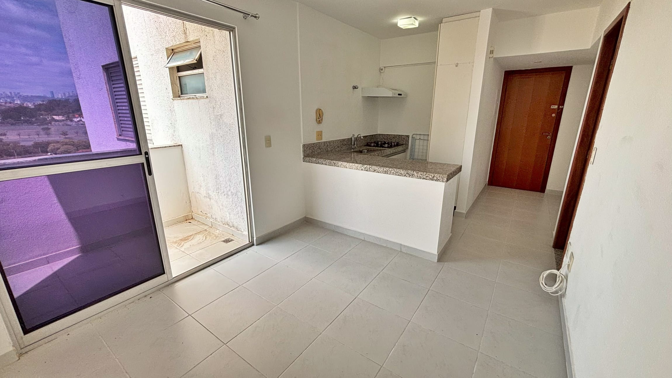 Apartamento para Venda com 01 quarto, e 01 vaga  no Bairro Coração Eucarístico / MG