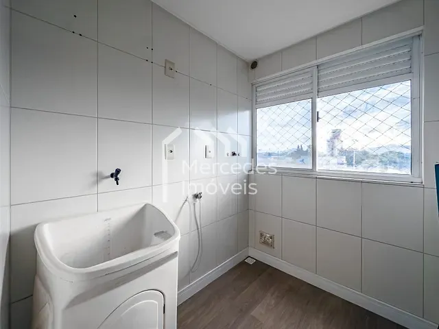 Apartamento com 62m² 2 quartos e 1 banheiro, para alugar, no bairro São João em Itajaí