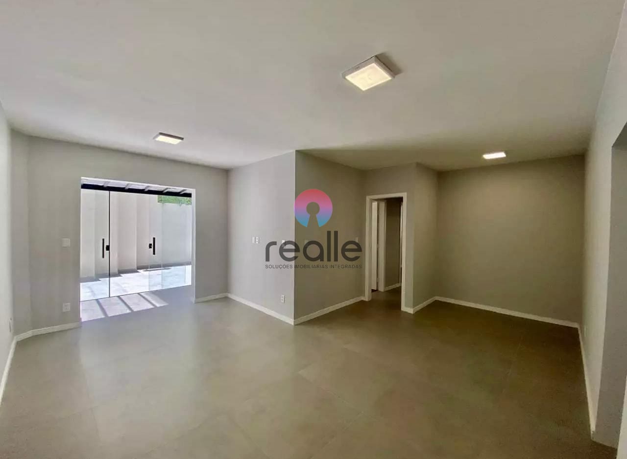 Apartamento, 3 quartos, 241 m² - Foto 1