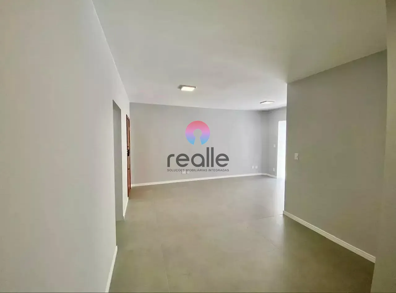 Apartamento, 3 quartos, 241 m² - Foto 2