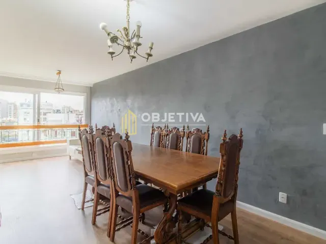 Apartamento 3 quartos e 3 banheiros, à venda, no bairro Rio Branco em Porto Alegre