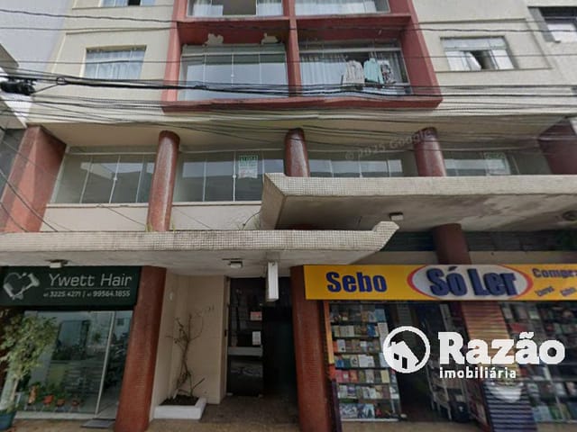 Apartamento 1 quarto e 1 banheiro, para alugar, no bairro Centro em Curitiba