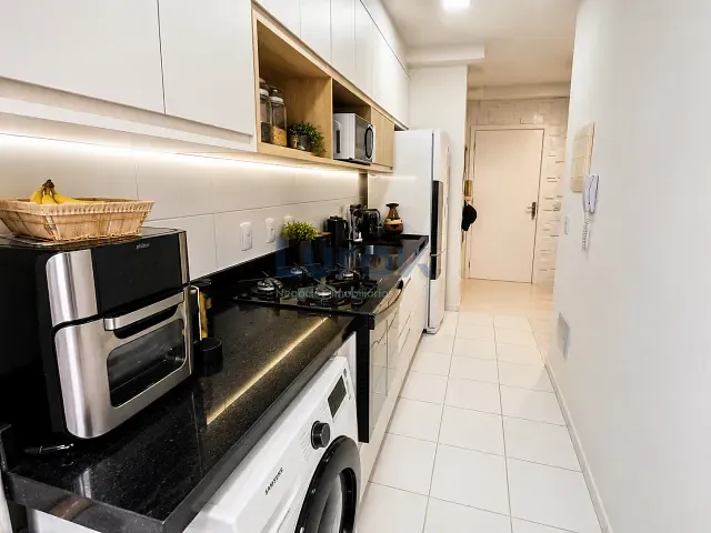 Apartamento com 49m² 2 quartos e 1 banheiro, à venda, no bairro Parque das Colinas em Avenida Remo Oscar Beseggio