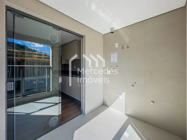 Apartamento com 100m² 2 quartos e 2 banheiros, para alugar, no bairro Praia Brava em Itajaí