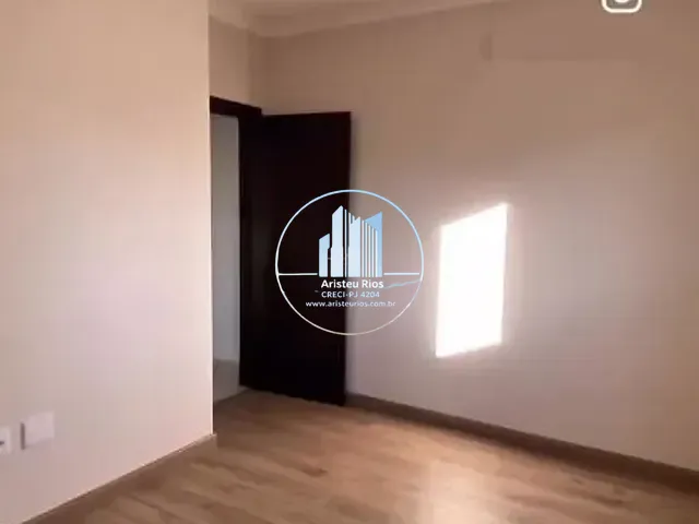 Apartamento com 156m² 3 quartos e 2 banheiros, à venda, no bairro Nhá Chica em Pouso Alegre