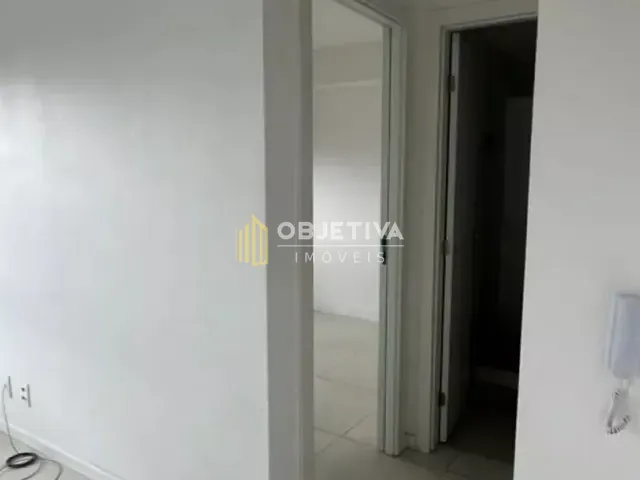 Apartamento 1 quarto e 1 banheiro, para alugar, no bairro Azenha em Porto Alegre