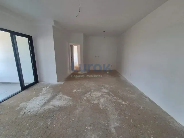 Apartamento com 97m² 3 quartos e 2 banheiros, à venda, no bairro Vila Clayton em Valinhos