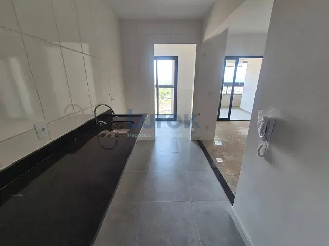 Apartamento com 97m² 3 quartos e 2 banheiros, à venda, no bairro Vila Clayton em Valinhos