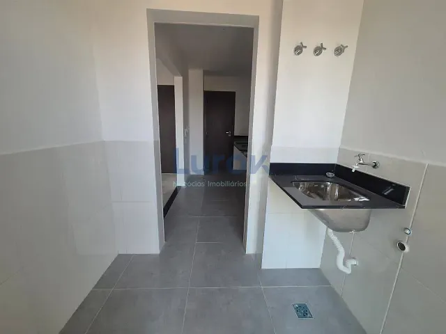 Apartamento com 97m² 3 quartos e 2 banheiros, à venda, no bairro Vila Clayton em Valinhos