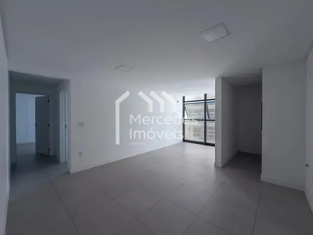 Apartamento com 75m² 2 quartos e 2 banheiros, à venda, no bairro São Francisco de Assis em Camboriú