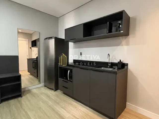 Apartamento 1 quarto e 1 banheiro, para alugar, no bairro Centro Histórico em Porto Alegre