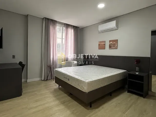 Apartamento 1 quarto e 1 banheiro, para alugar, no bairro Centro Histórico em Porto Alegre