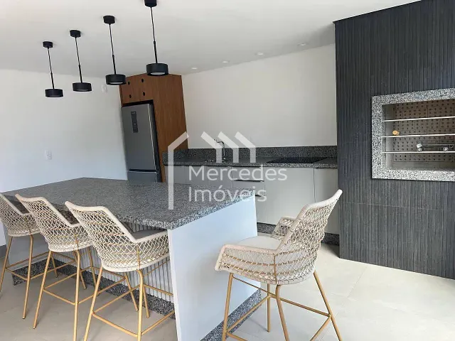 Apartamento com 100m² 2 quartos e 2 banheiros, para alugar, no bairro Praia Brava em Itajaí