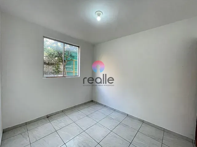 Apartamento 2 quartos e 1 banheiro, para alugar, no bairro Aarão Reis em Belo Horizonte