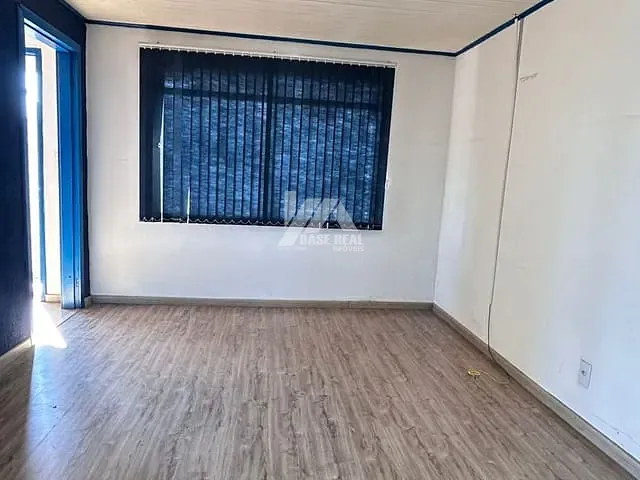 Apartamento com 324m² 2 quartos e 1 banheiro, à venda ou para alugar, no bairro Vila Bela em Guarapuava