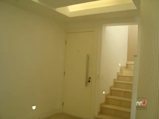 Apartamento à venda, no bairro Vila Militar em Petrópolis
