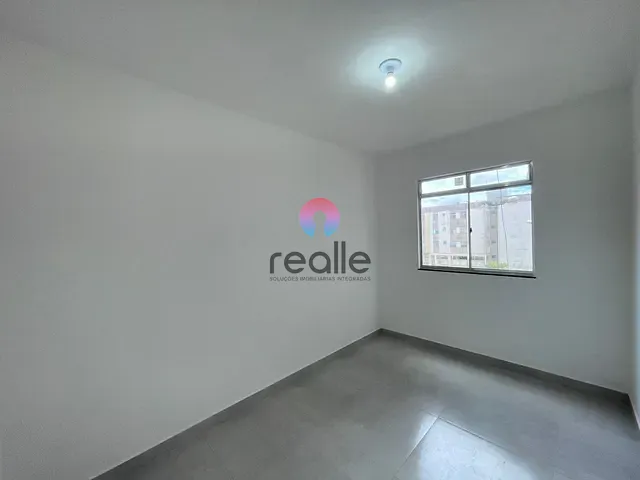 Apartamento 2 quartos e 1 banheiro, para alugar, no bairro Santa Terezinha em Belo Horizonte
