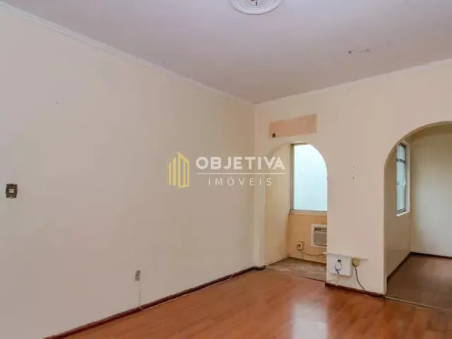 Apartamento 3 quartos e 2 banheiros, à venda, no bairro Petrópolis em Porto Alegre