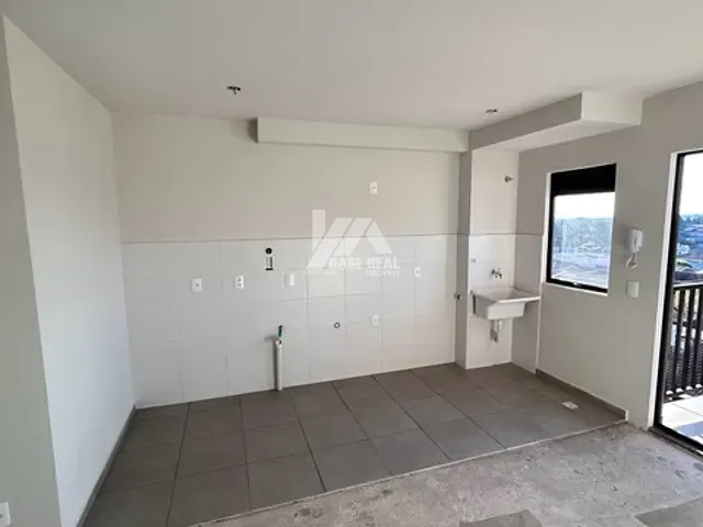 Apartamento 2 quartos e 1 banheiro, à venda, no bairro Batel em GUARAPUAVA