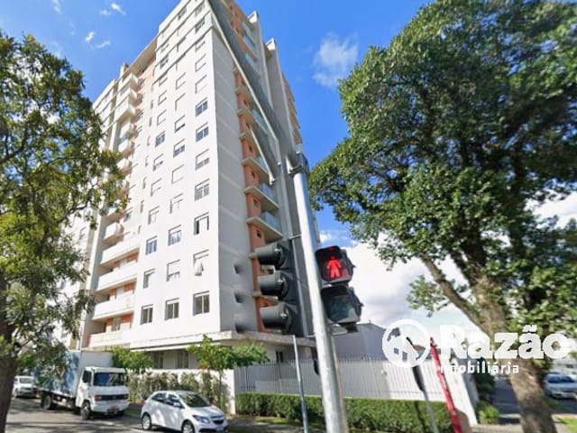 Apartamento 3 quartos e 2 banheiros, para alugar, no bairro Capão Raso em Curitiba