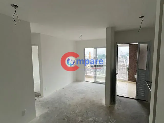 Apartamento 2 quartos e 1 banheiro, à venda ou para alugar, no bairro Vila das Bandeiras em Guarulhos