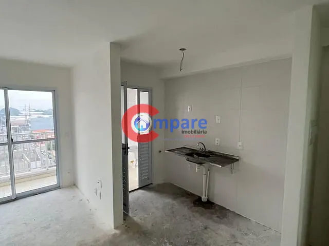 Apartamento 2 quartos e 1 banheiro, à venda ou para alugar, no bairro Vila das Bandeiras em Guarulhos