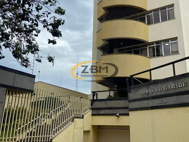 Cobertura / Penthouse com 638m² 4 quartos e 4 banheiros, à venda, no bairro Centro em Londrina