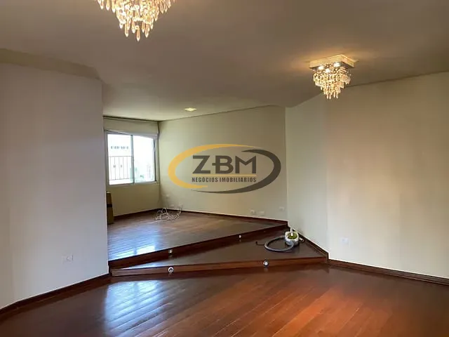 Cobertura / Penthouse com 638m² 4 quartos e 4 banheiros, à venda, no bairro Centro em Londrina