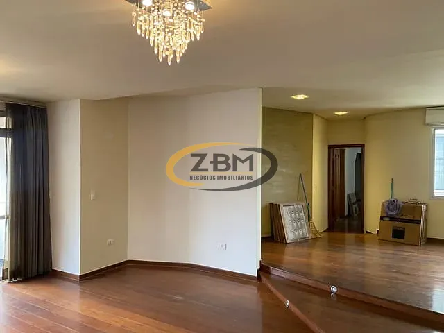 Cobertura / Penthouse com 638m² 4 quartos e 4 banheiros, à venda, no bairro Centro em Londrina