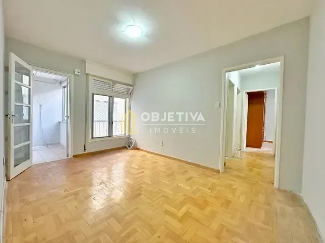 Apartamento com 81m² 3 quartos e 2 banheiros, à venda, no bairro Menino Deus em Porto Alegre