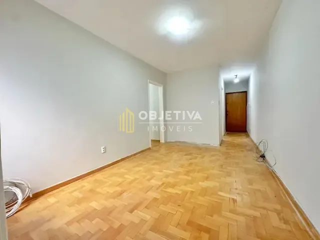 Apartamento com 81m² 3 quartos e 2 banheiros, à venda, no bairro Menino Deus em Porto Alegre
