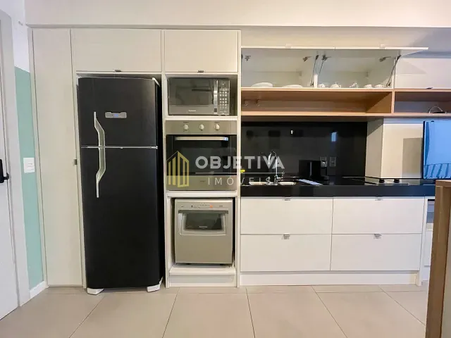 Apartamento 1 quarto e 1 banheiro, para alugar, no bairro Menino Deus em Porto Alegre