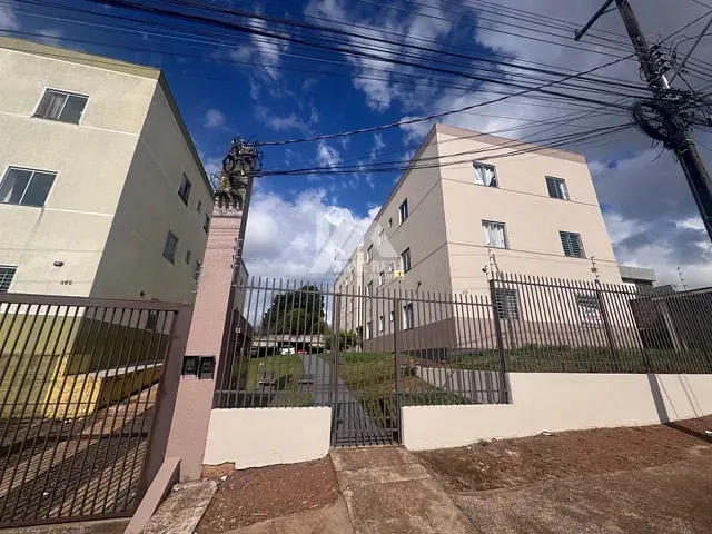 Apartamento 2 quartos e 1 banheiro, à venda, no bairro Dos Estados em Guarapuava