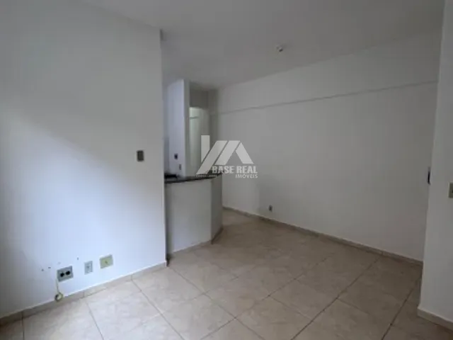 Apartamento 2 quartos e 1 banheiro, à venda, no bairro Dos Estados em Guarapuava