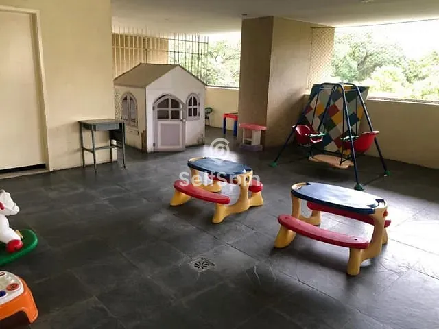 Apartamento com 80m² 2 quartos e 2 banheiros, para alugar, no bairro Icaraí em Niterói