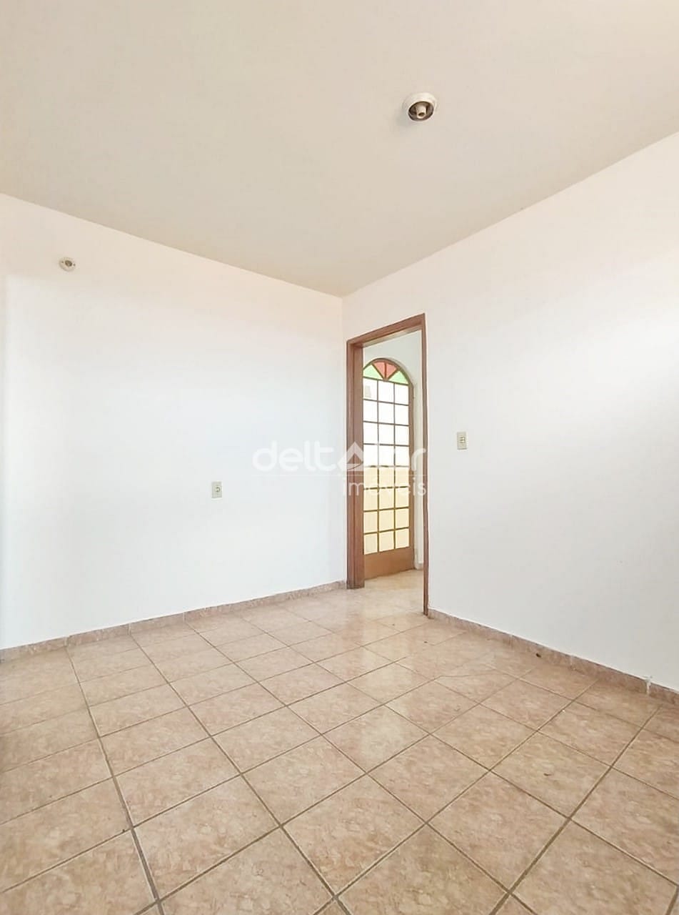 Apartamento para alugar com 2 quartos, 40m² - Foto 6