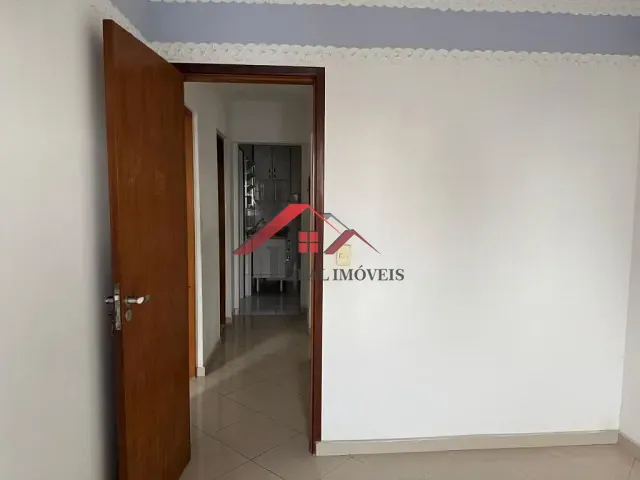 Apartamento com 60m² 2 quartos e 1 banheiro, à venda, no bairro Vila Alzira em Santo André