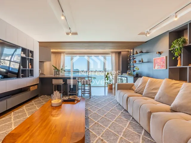 Apartamento com 342m² 3 quartos e 4 banheiros, à venda, no bairro Pioneiros em Balneário Camboriú