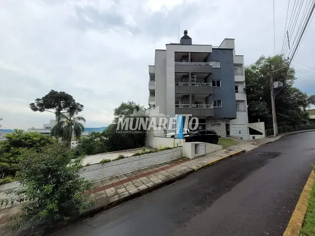 Apartamento com 100m² 2 quartos e 1 banheiro, à venda, no bairro Centro em Concórdia