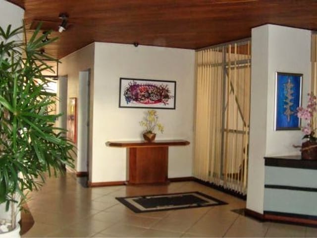 Foto do Apartamento - Apartamento à venda no Edf Granville, 03 quartos (01 suíte), Excelente localização, 01 garagem, 111 m²util, Região Central, Londrina/PR. | ZBM NEGOCIOS IMOBILIARIOS