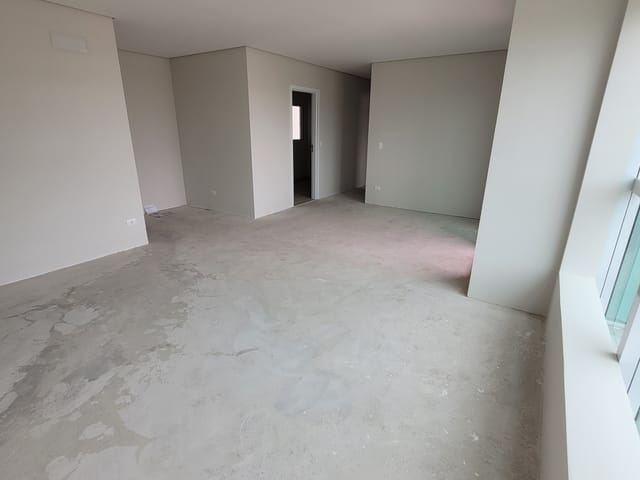 Apartamento com 187m² 3 quartos e 2 banheiros, à venda, no bairro Uvaranas em Ponta Grossa