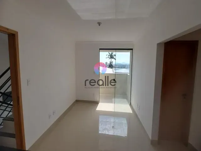 Apartamento 2 quartos e 1 banheiro, à venda, no bairro Copacabana em Belo Horizonte
