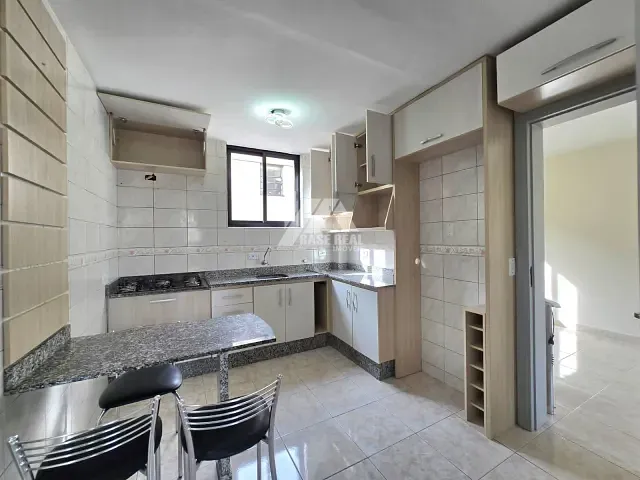 Apartamento com 95m² 3 quartos e 2 banheiros, à venda, no bairro Jardim Carvalho em Ponta Grossa