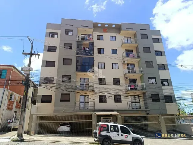 Apartamento 2 quartos e 1 banheiro, à venda, no bairro Nossa Senhora de Lourdes em Caxias do Sul