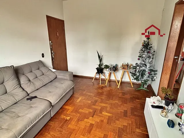 Apartamento 3 quartos e 2 banheiros, à venda, no bairro Carlos Prates em Belo Horizonte